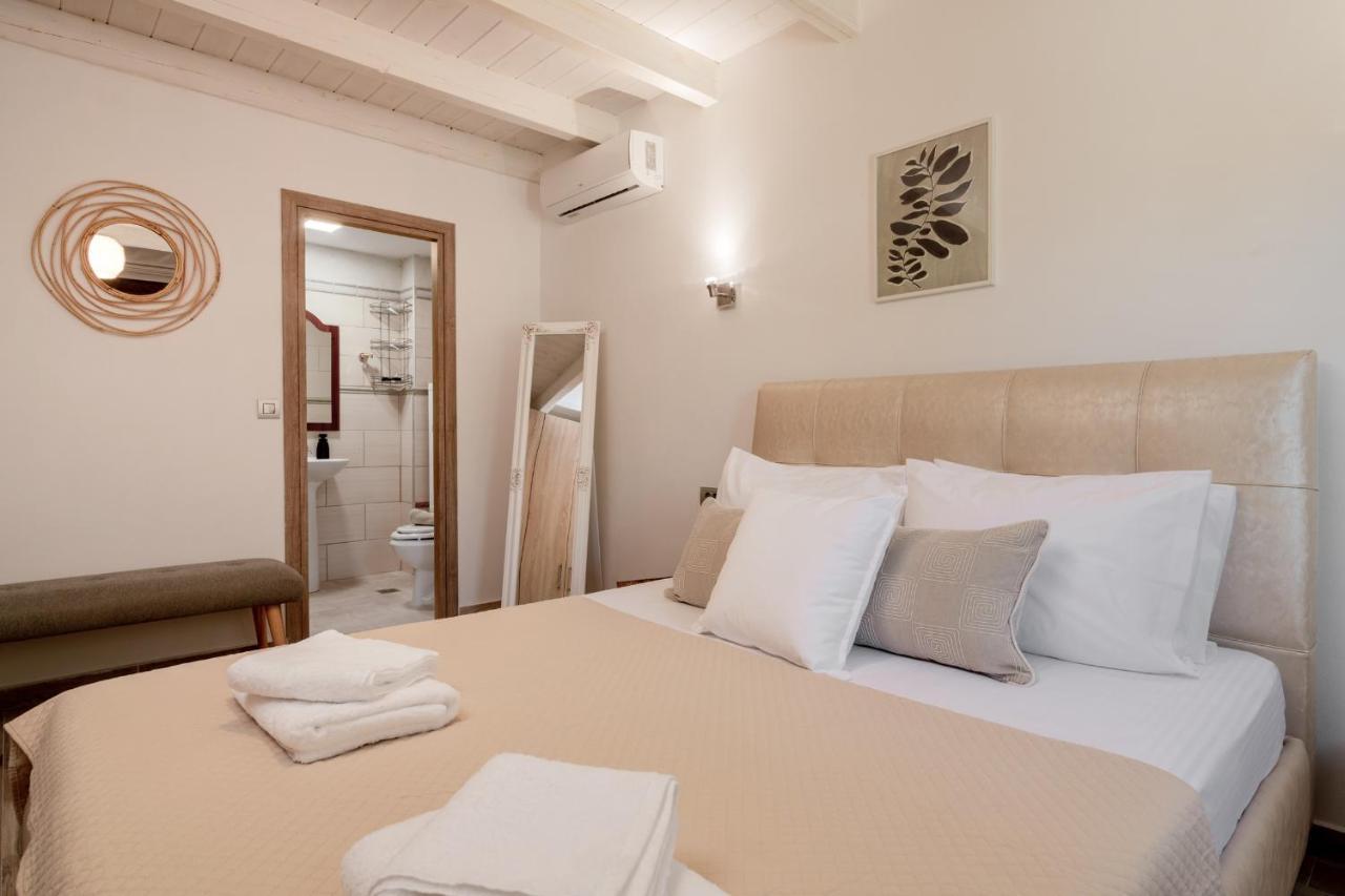 Di Pietra Villa